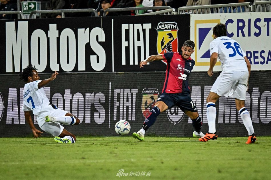 教练和足球 教练和足球