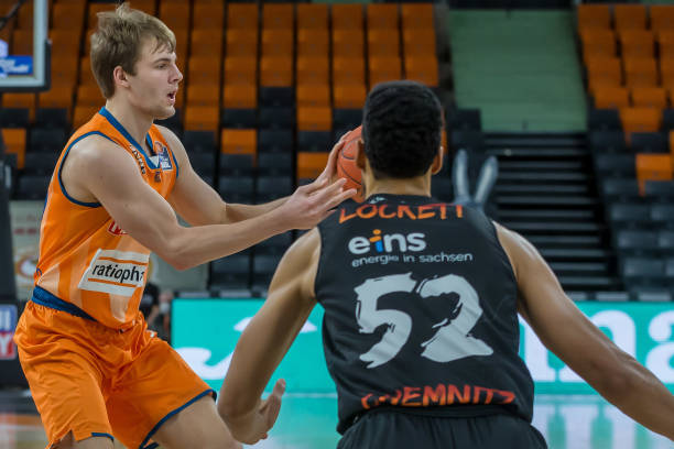 针对搜索引 针对搜索引